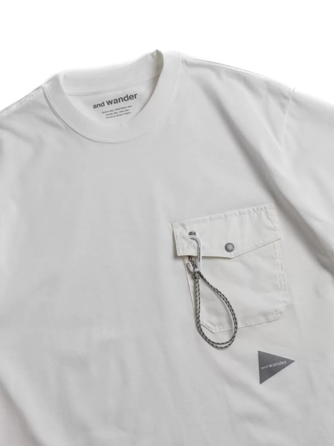and wander POCKET T WHITE Flash Sale